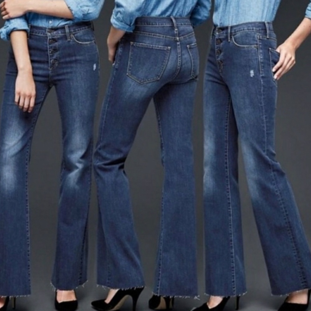 GAP Authentic Flare 1969 Jeans Button Closure